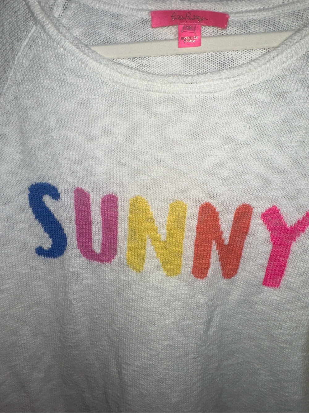 Lilly Pulitzer White Knit Top with Pink Logo Tag - Picture 3 of 9